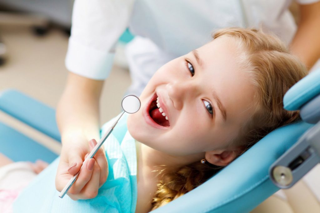 DENTAL FLIPPERS FOR YOUNG CHILDREN